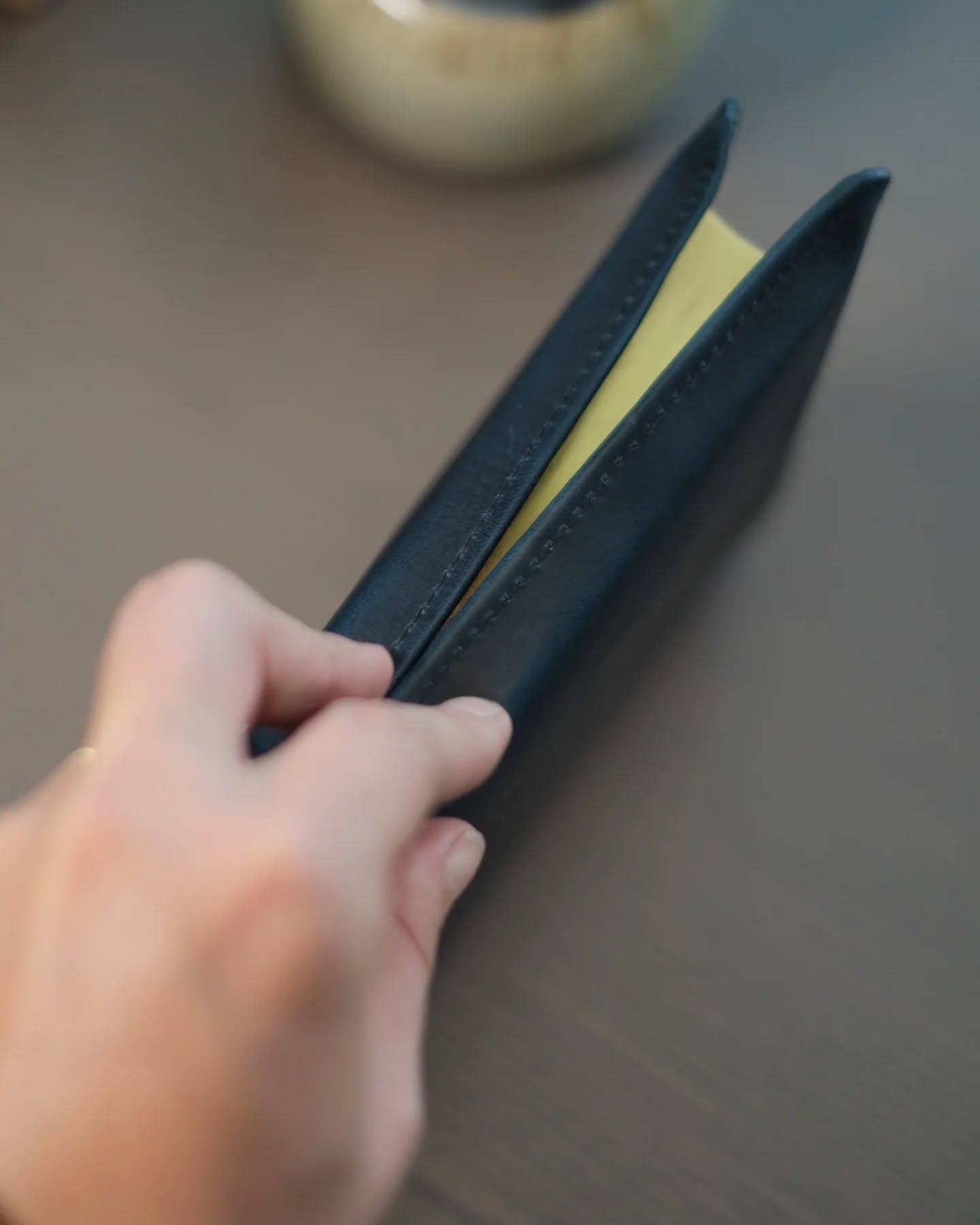 Black Badalassi Carlo Waxy NKJV thumbnail 9