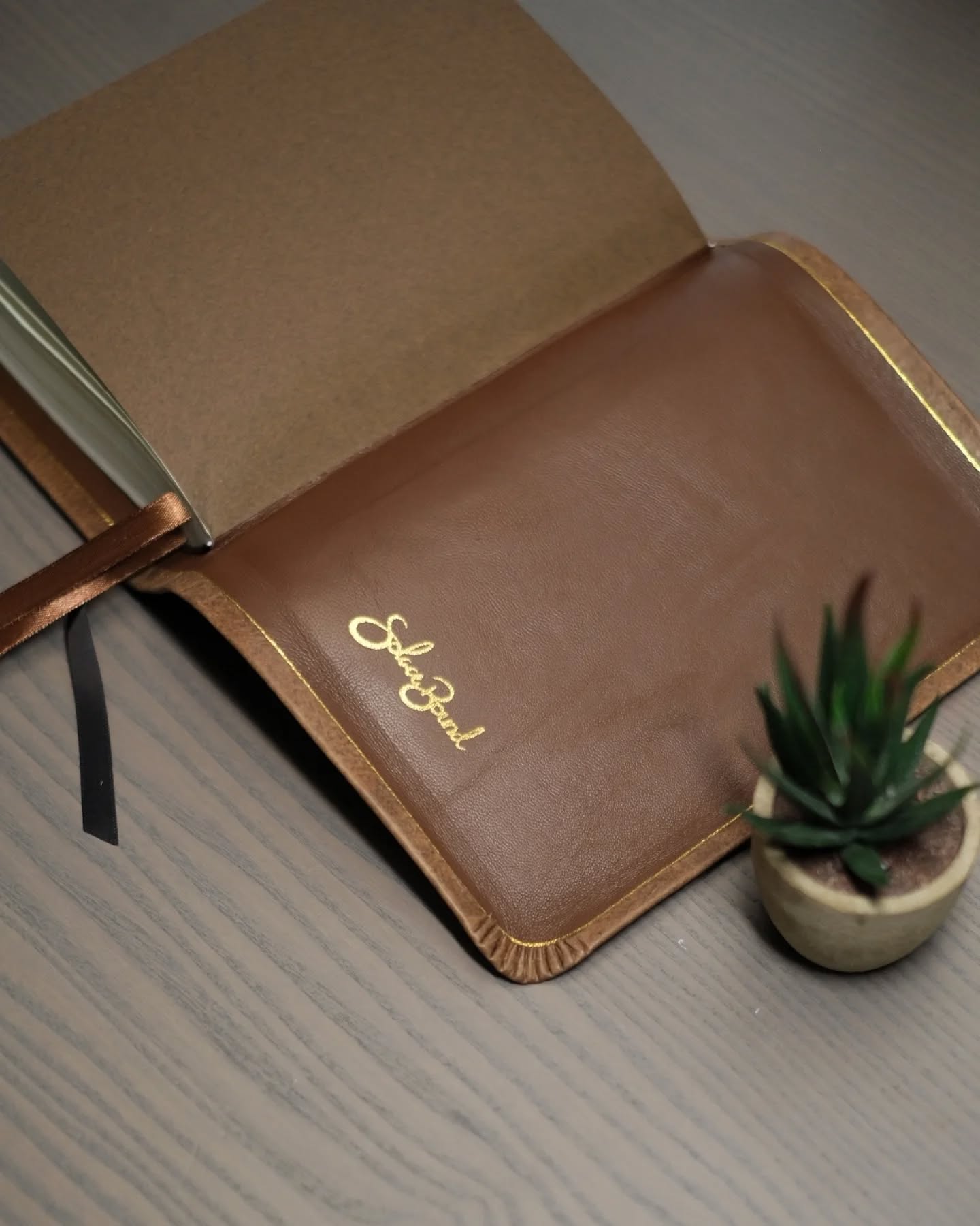 Brown Badalassi Carlo Nemesis ESV thumbnail 3