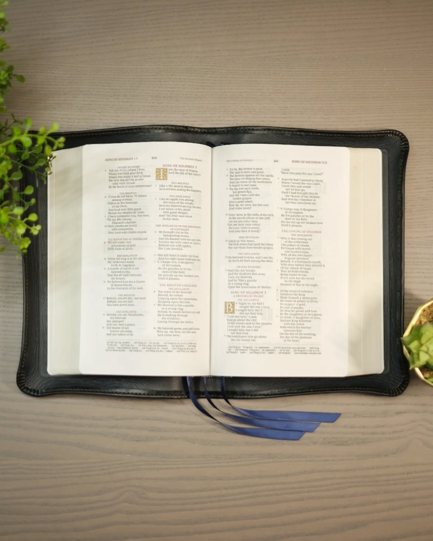 Black Horween Chromexcel NKJV thumbnail 3