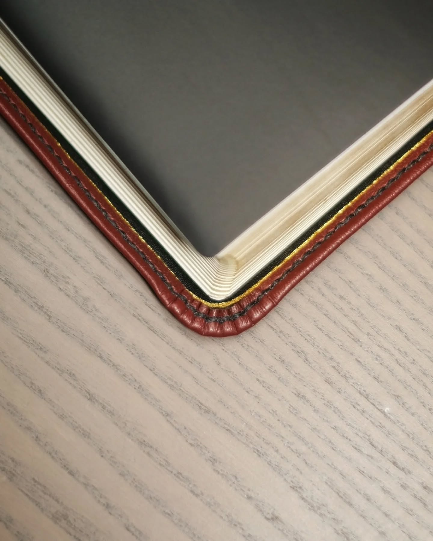 Crimson Goatskin CSB thumbnail 4