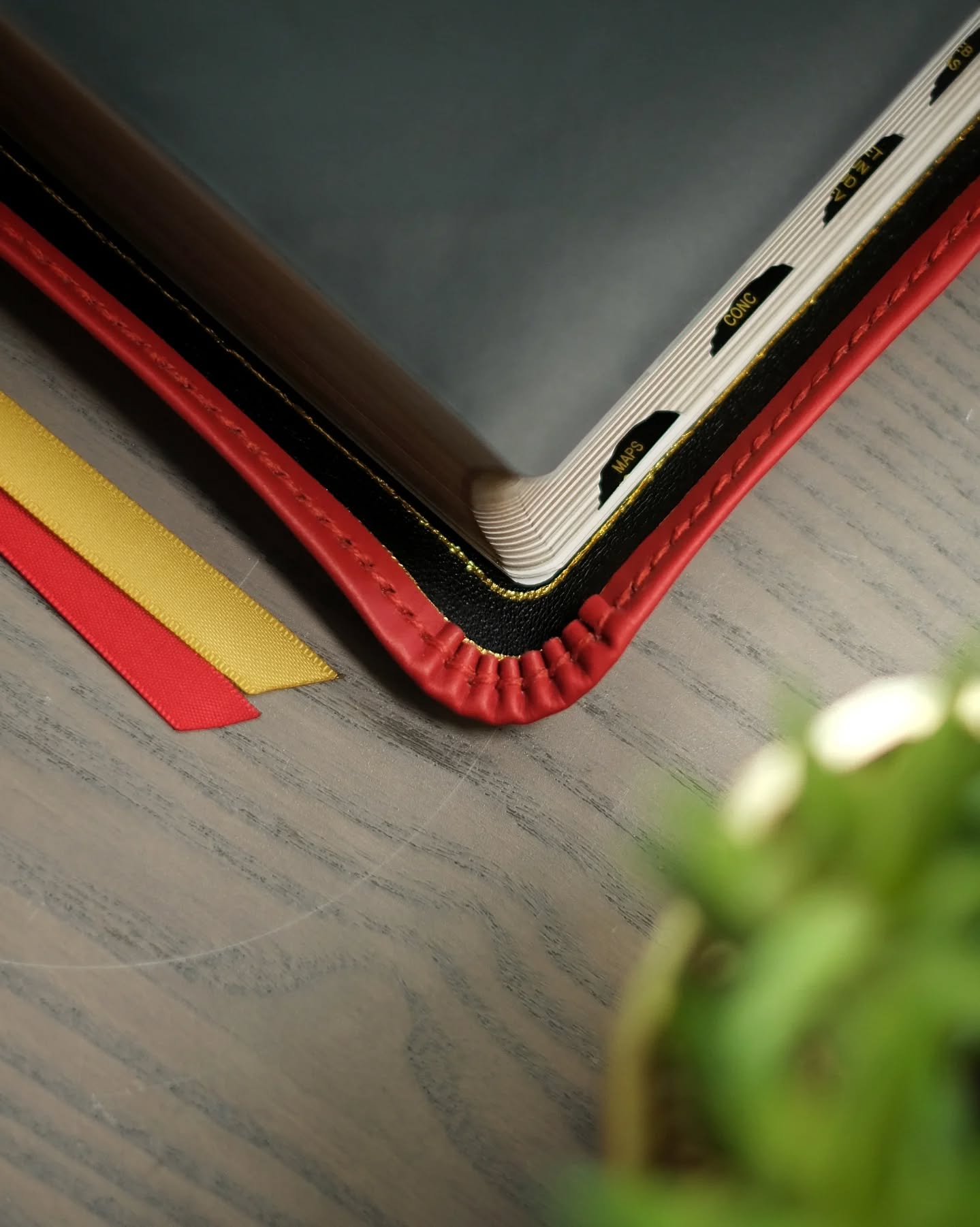 Ice Luxury Smooth Grain Calfskin KJV thumbnail 4