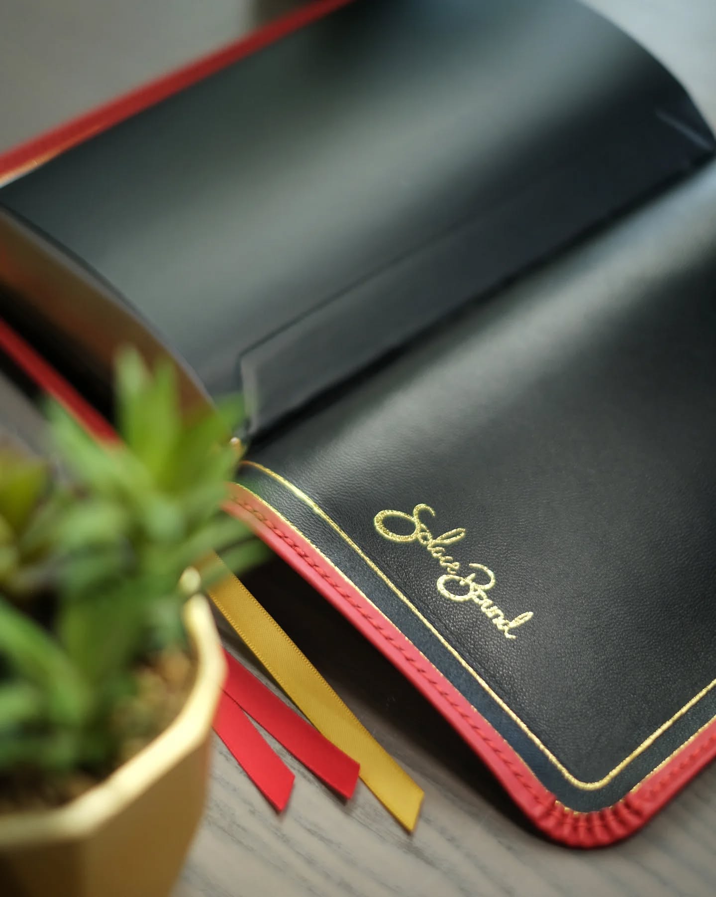 Ice Luxury Smooth Grain Calfskin KJV thumbnail 6