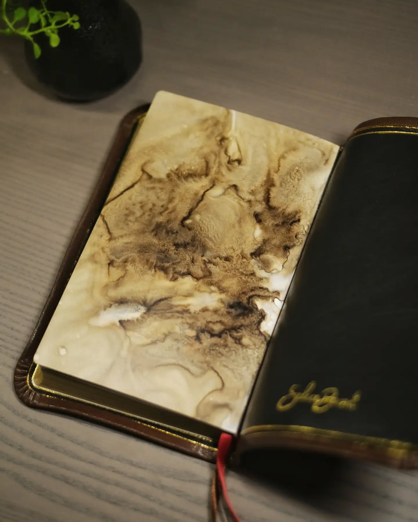 Brown Goatskin KJV thumbnail 6